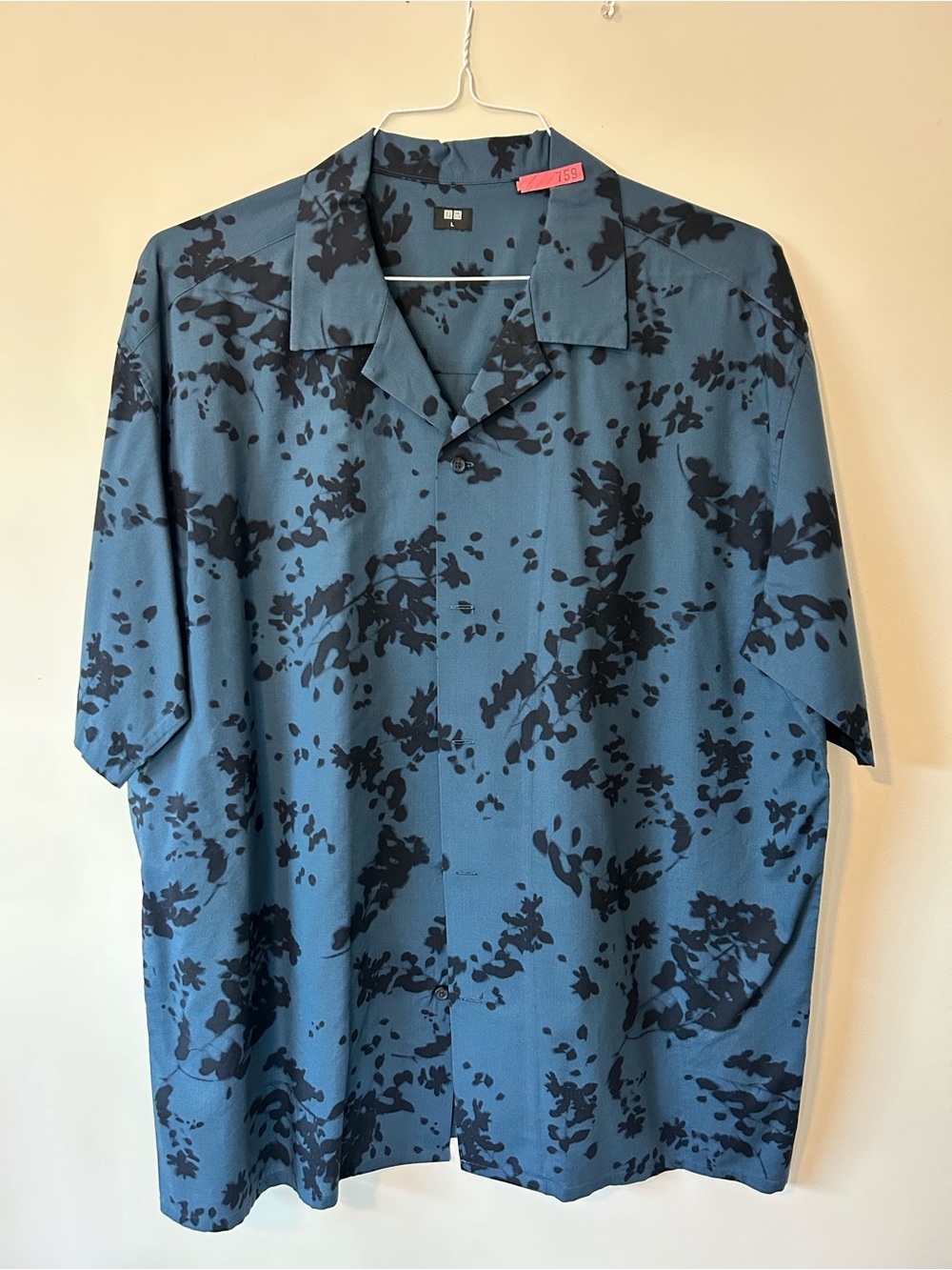 Uniqlo Blue Short-Sleeve Button-Down with Black Abstract Print